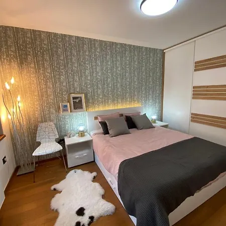 Apartament Pine House 16