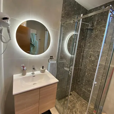 Pine House 16 شقة